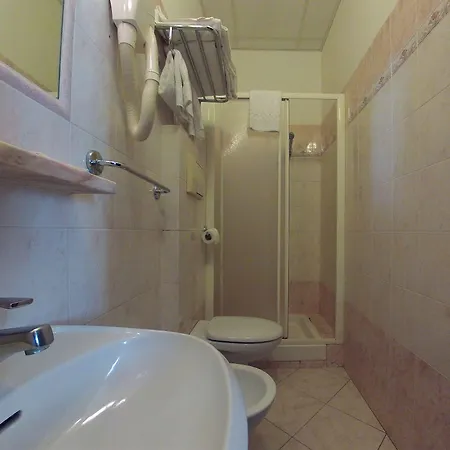 Casali Hotel 2*