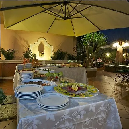 Hotel Diana Roof Garden Rome