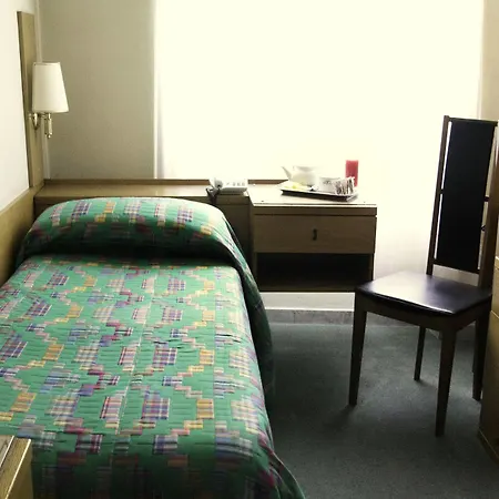 Hotel York 3*