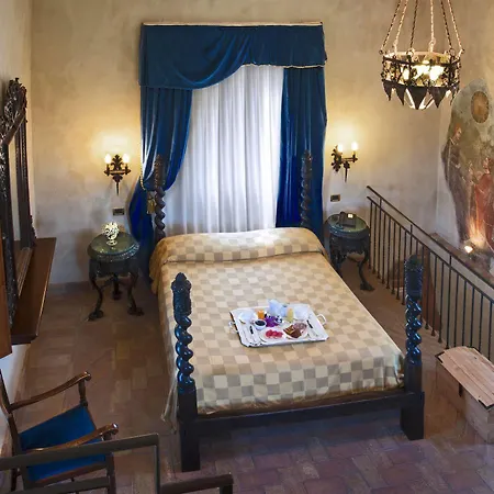 Castello Della Castelluccia فندق