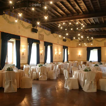 Castello Della Castelluccia فندق 4*