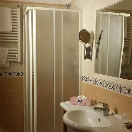 Casale Certosa 3*