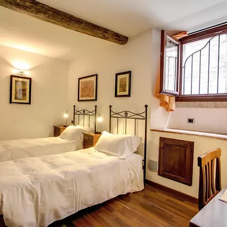 Residenza Domizia Penzion 3*