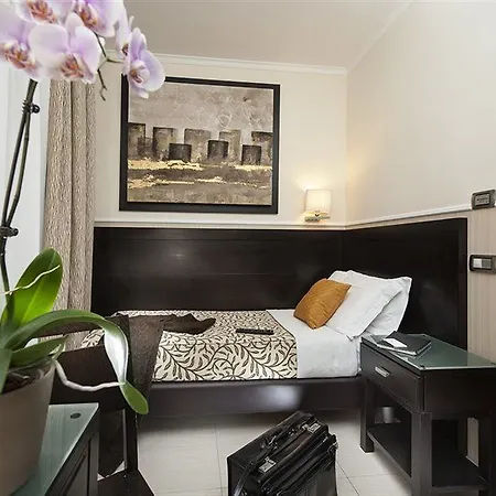 Yes Boutique Hotel 3*