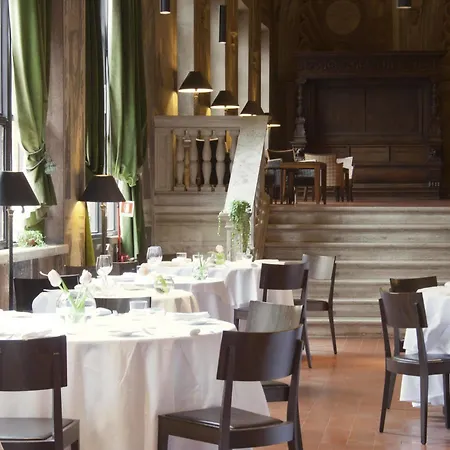 Columbus Hotel 4*