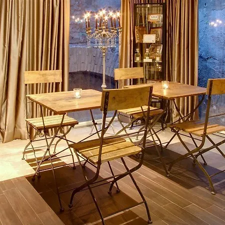 The B Place 3* روما