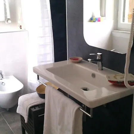 Farnese Design Bed & Breakfast