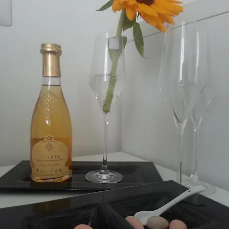 Farnese Design Bed & Breakfast
