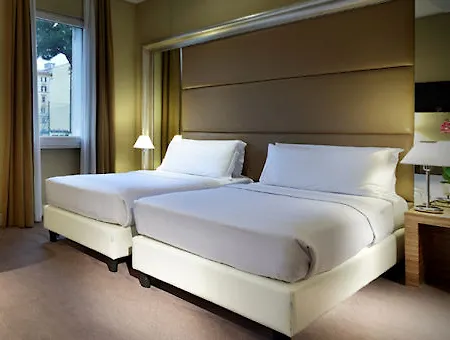 Saint John Hotel 4*