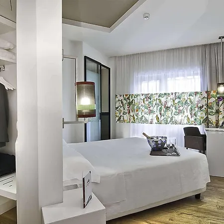Caravel Отель 4*