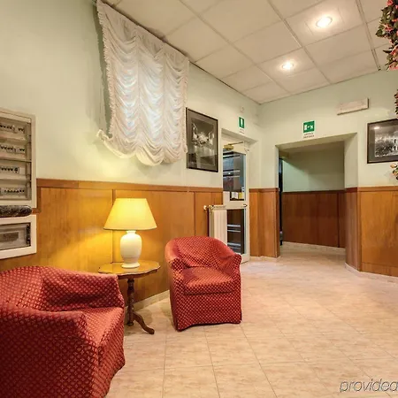 Planet Hotell 2*