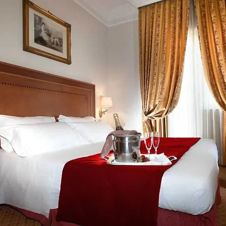 Pinewood 4*