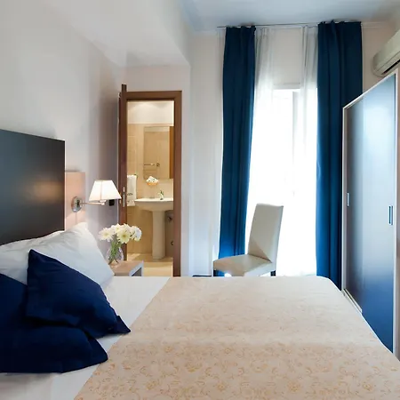 C-hotels Club House Отель 4*