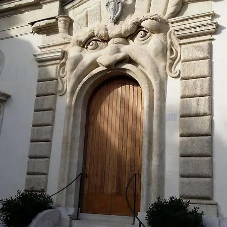 Bed & Breakfast Residenza Sciarra Rome