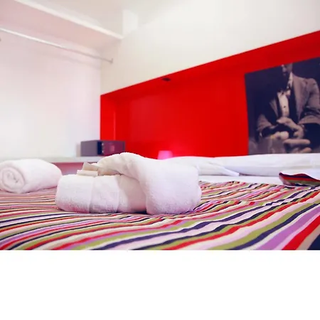 Albergue M&j Place