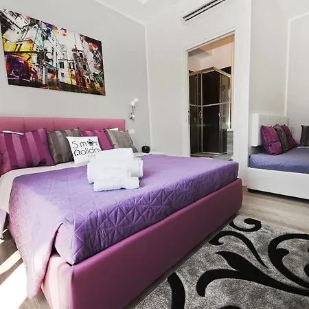 Bed & Breakfast Smart Holidays 3*