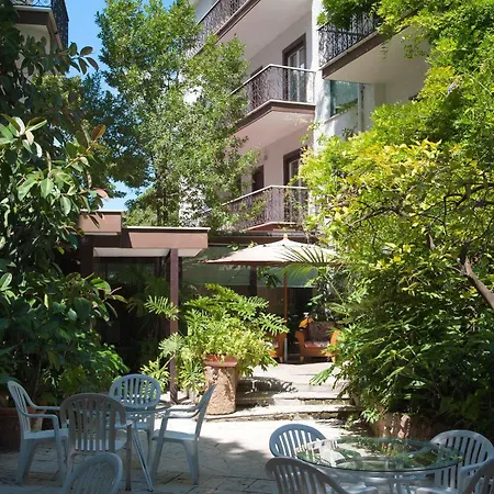 La Pergola Hotell 3*