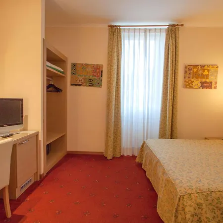 Laurentia 3* Roma