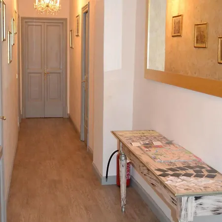 Bed & Breakfast Sleep In Ludovisi Roma