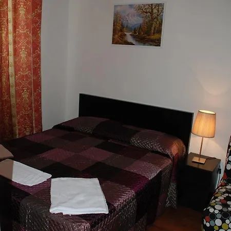 Casa Dell'amicizia Bed & Breakfast 2*