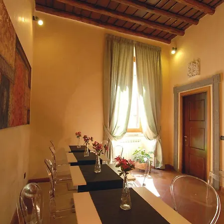 Hotell In And Out Piazza Navona