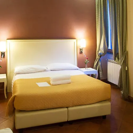 In And Out Piazza Navona Hotell