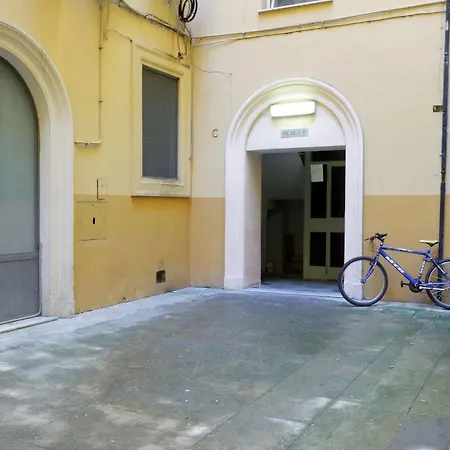 Domus Avi Vaticano 2* Roma