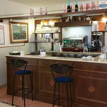 Paris 3*