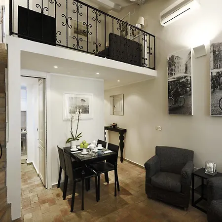 Апартаменты Antiche Residenze Romane Navona *