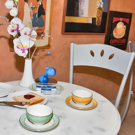 Domusamor Colosseo Bed and Breakfast