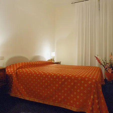 La Maison Royale Bed & Breakfast