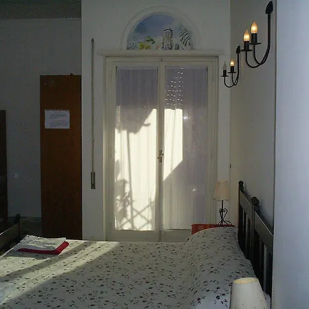 La Voliera Frühstückspension 2*