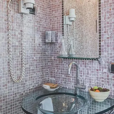 38 Viminale Street Guest house 2*