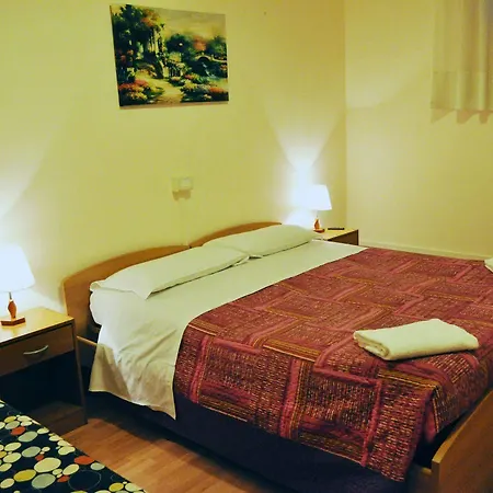 Hotel Angela Rome