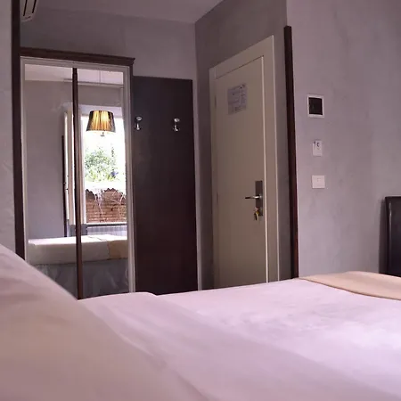 Tiburtina House 2* Rome