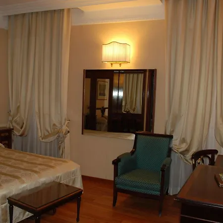Cecil Otel