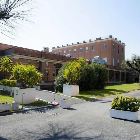 Affittacamere Casa La Salle - Casa Religiosa 3*