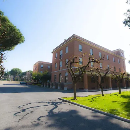 Casa La Salle - Casa Religiosa Affittacamere 3*