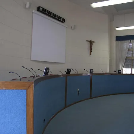 Casa La Salle - Casa Religiosa Affittacamere 3*