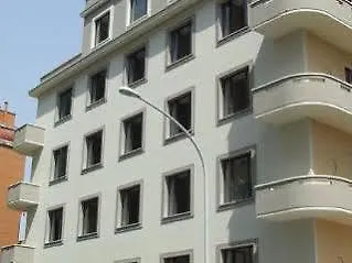 Re Di Otel Roma