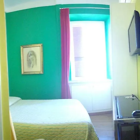 La Casa Di Piero Al Vaticano Bed & Breakfast 2*