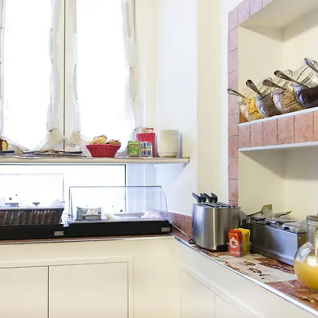 Domus Trevi Bed & Breakfast Rome