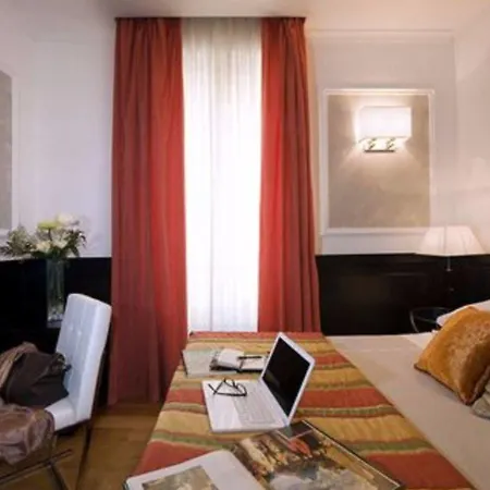 מלון Duca D'alba - Chateaux & Collection 4*