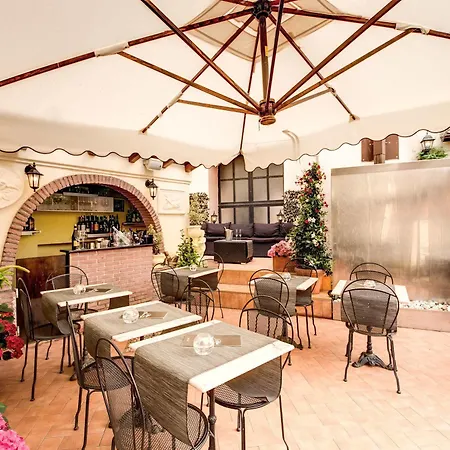 Relais Fontana Di Trevi Rzym