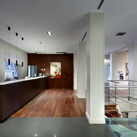 Saint John Hotel 4*