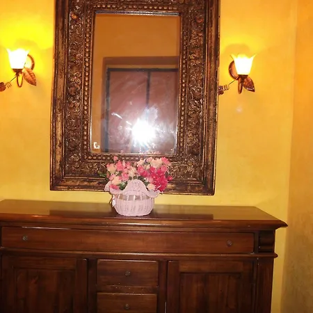Max House Bed and Breakfast