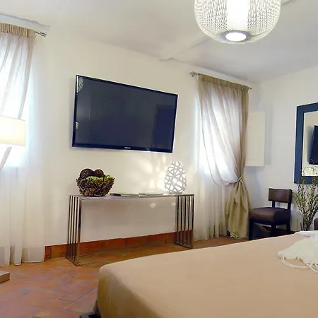 Aparthotel Navona Luxury 2*