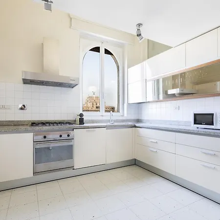 Aparthotel Six-bedroom On Lungotevere Degli Altoviti Apt 19 *