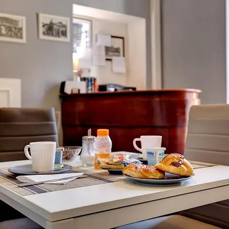 Amoroma Domus Bed & Breakfast *