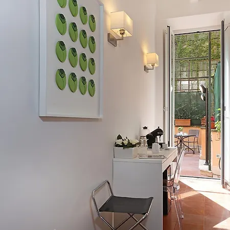 Domus Croce Bed & Breakfast 2*
